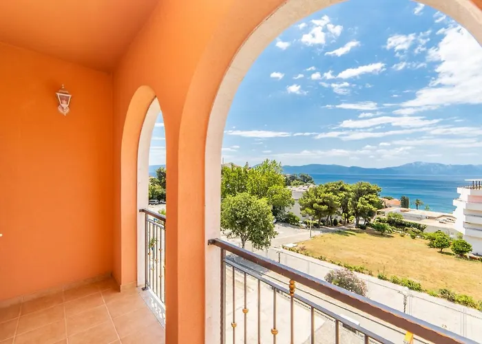 Lile Apartman Gradac (Split-Dalmatia)