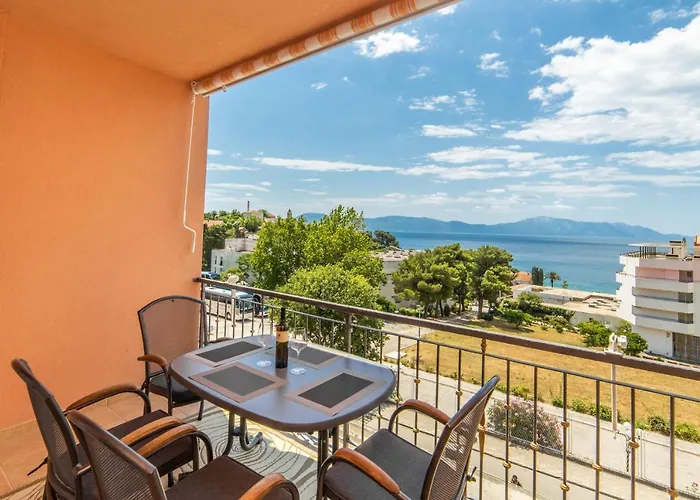 Lile Apartman